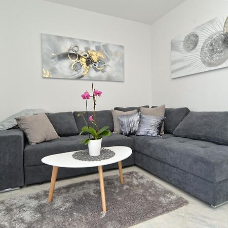 Apartments Violete 742 Póla Kültér fotó
