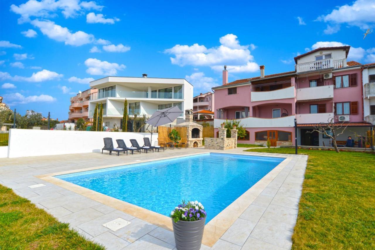 Apartments Violete 742 Póla Kültér fotó